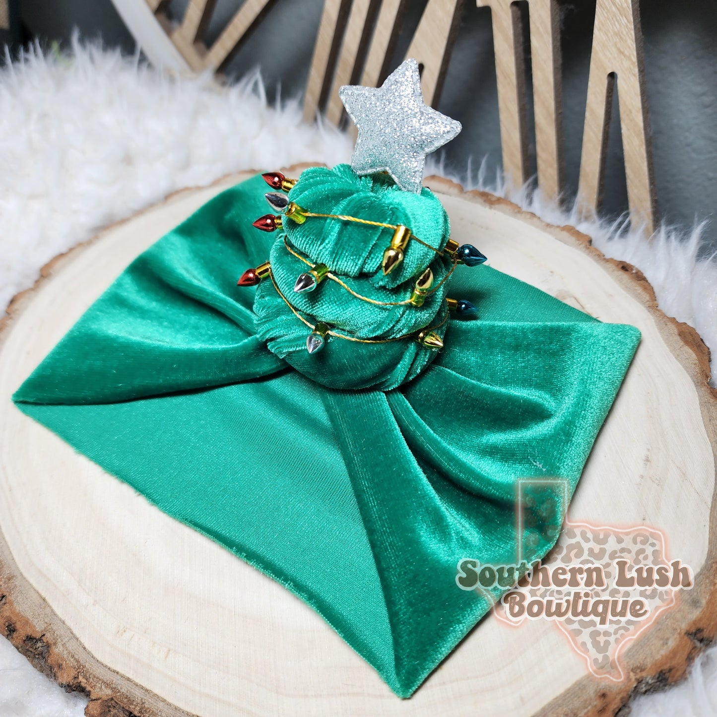 CHRISTMAS TREE( VELVET)