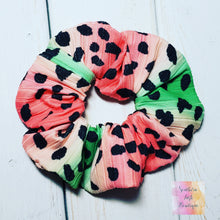 Load image into Gallery viewer, SCRUNCHIE MYSTERY GRAB BAG
