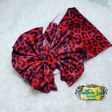 Load image into Gallery viewer, RED LEOPARD VELVET
